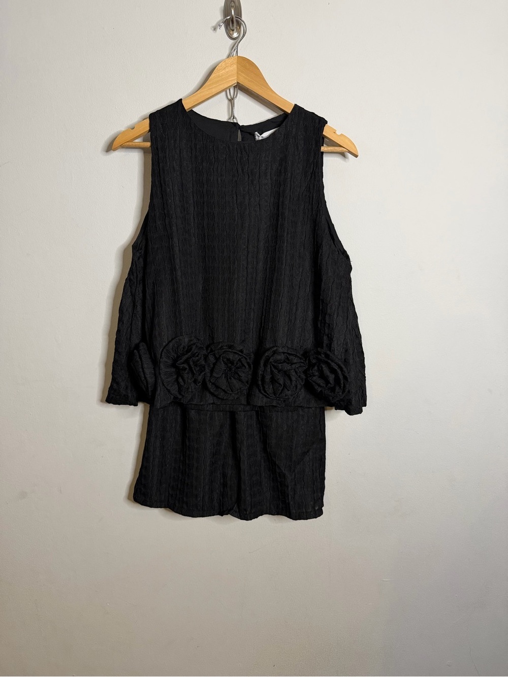 Black Sleeveless Floral Trim Tunic Top With Skirt